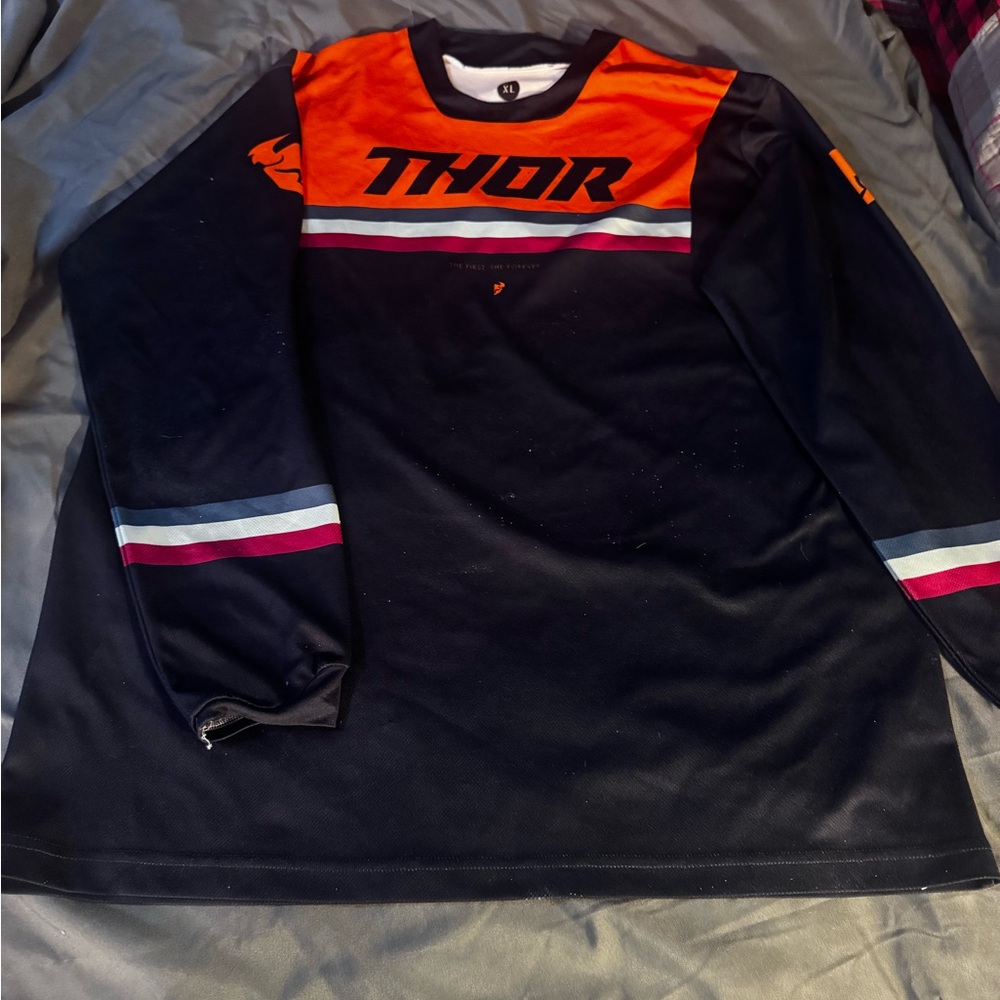 Thor XL Black and Orange Apparel